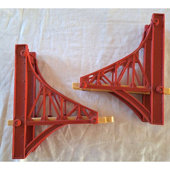 Thomas the Train Bridge 2004 Track Lot Red Suspension Plastic Learning Curve - Picture 6 of 8